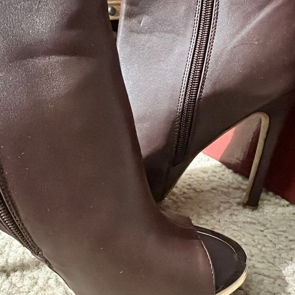 Beautiful - Picture 4 of 5